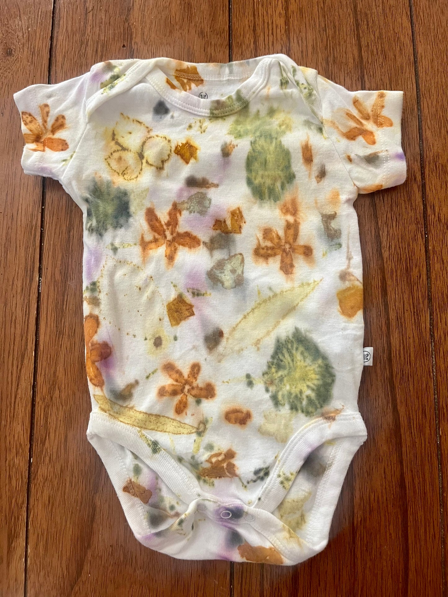 Onesie 3-6 months