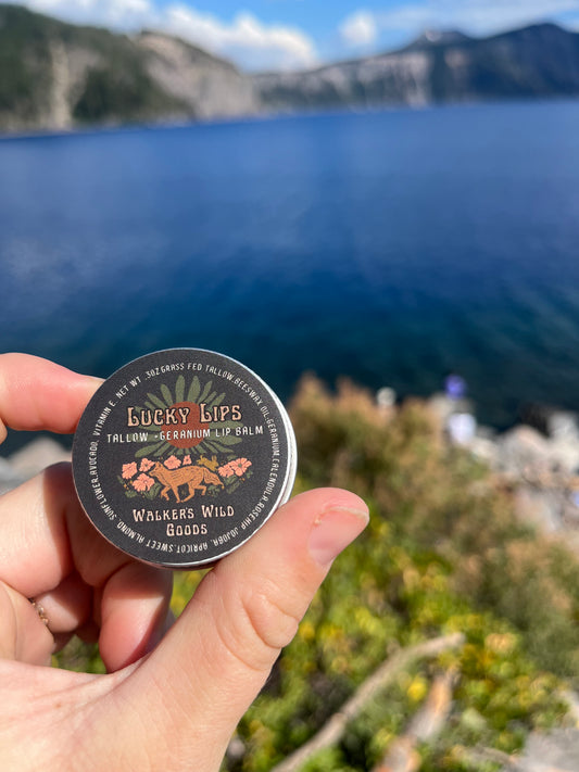 Lucky lips tin